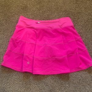 POW PINK lulu skirt never worn size 4